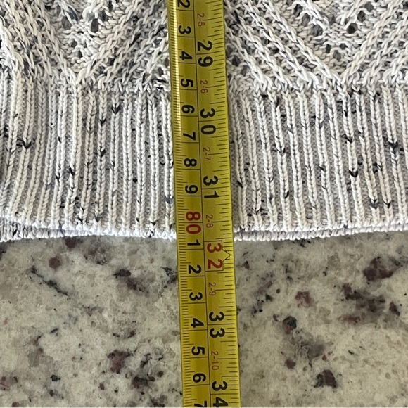 J. Jill Cardigan Small Petite Tweed Crochet Eyelet 3 Button White Blue Speckled - Picture 6 of 6